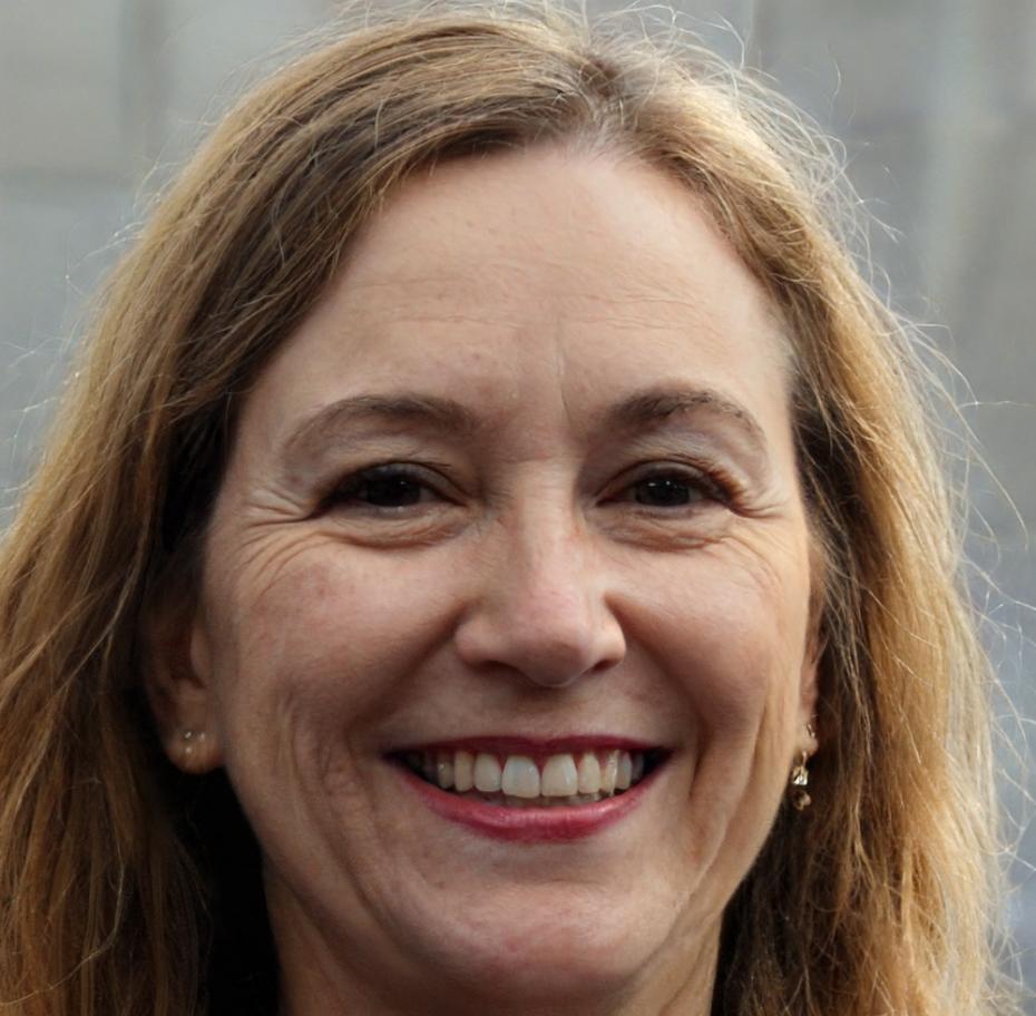 Céleste Moreau, Directrice Innovation chez norentariqlo, dans son bureau